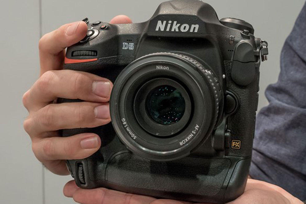 Mengintip Nikon D5 dari jarak dekat