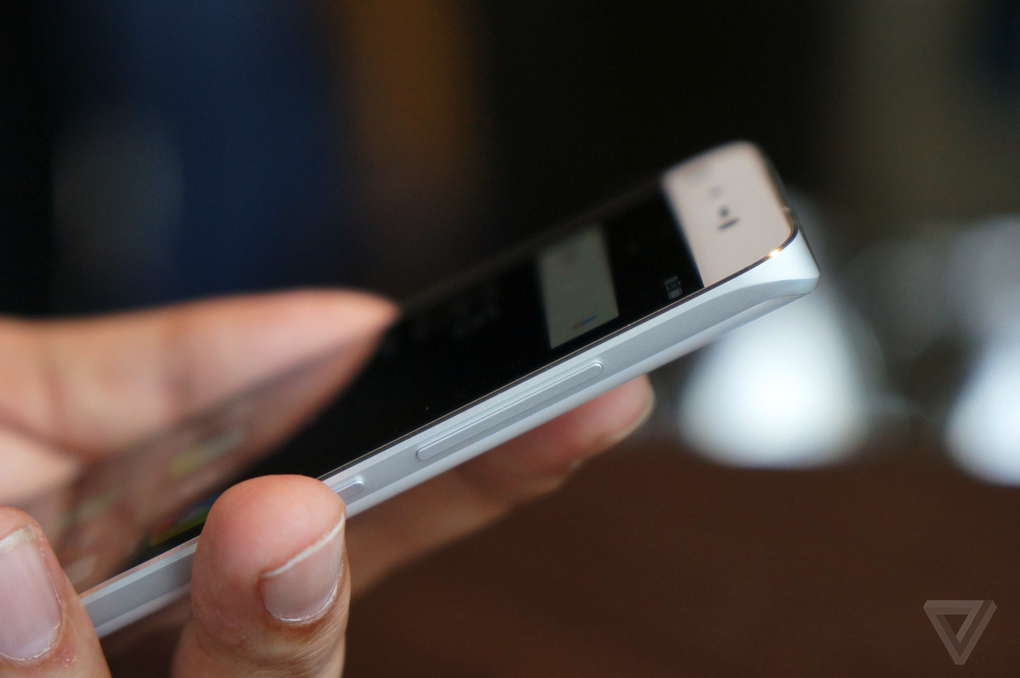 Tombol home fisik Xiaomi Mi5 mirip Samsung Galaxy S7