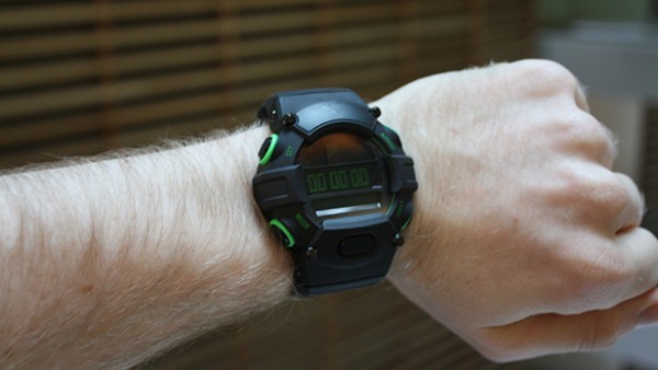 Razer Nabu Watch terlihat seperti jam tangan Casio G-Shock