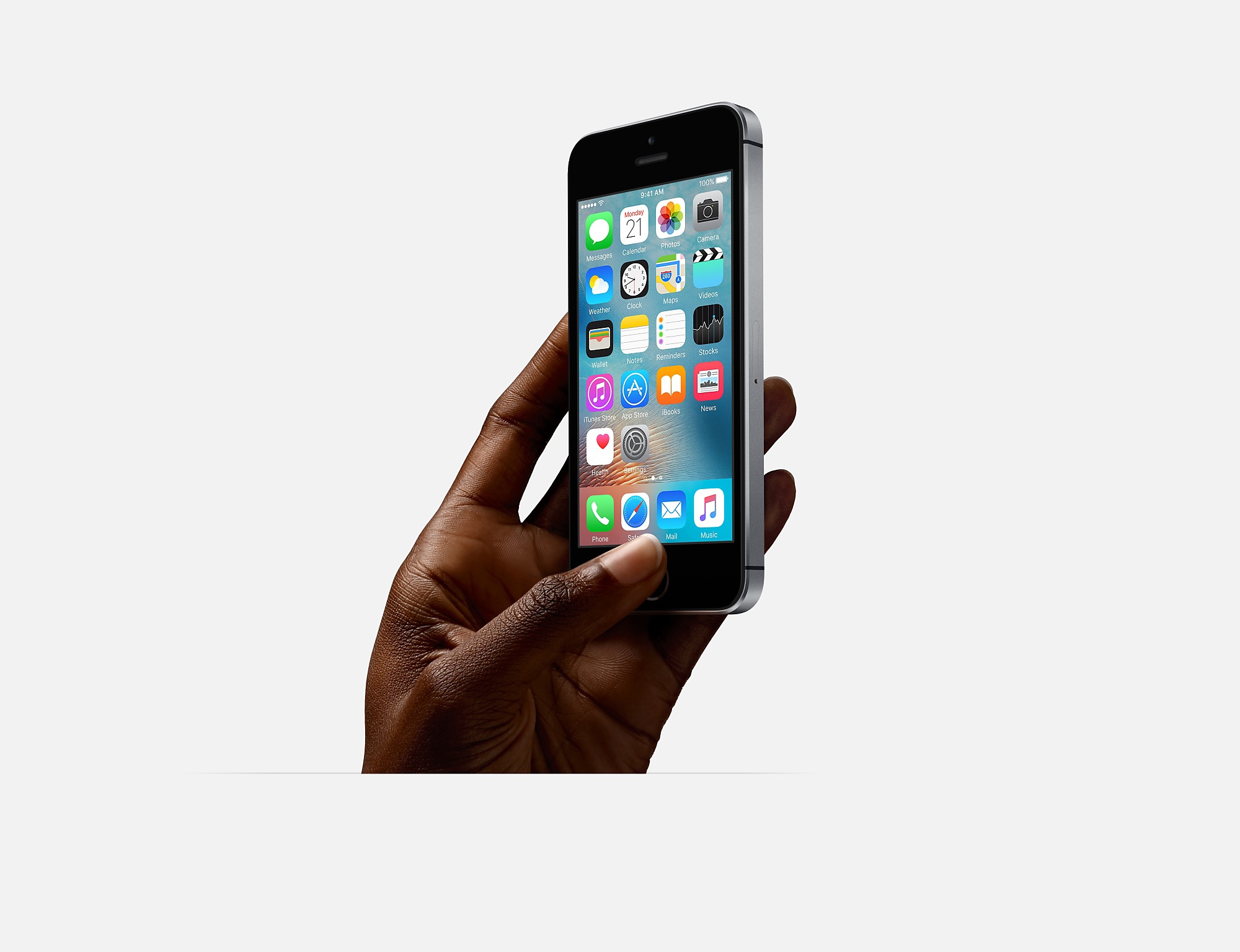 iPhone SE, desain lama performa baru!