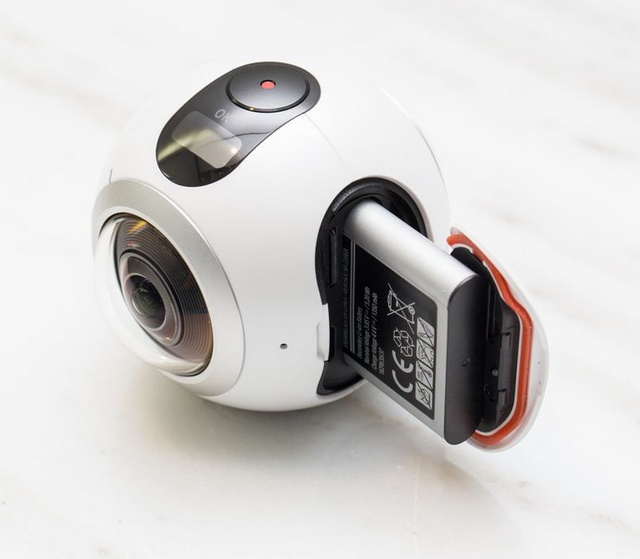 Ini penampakan unik si kamera bulat Samsung Gear 360