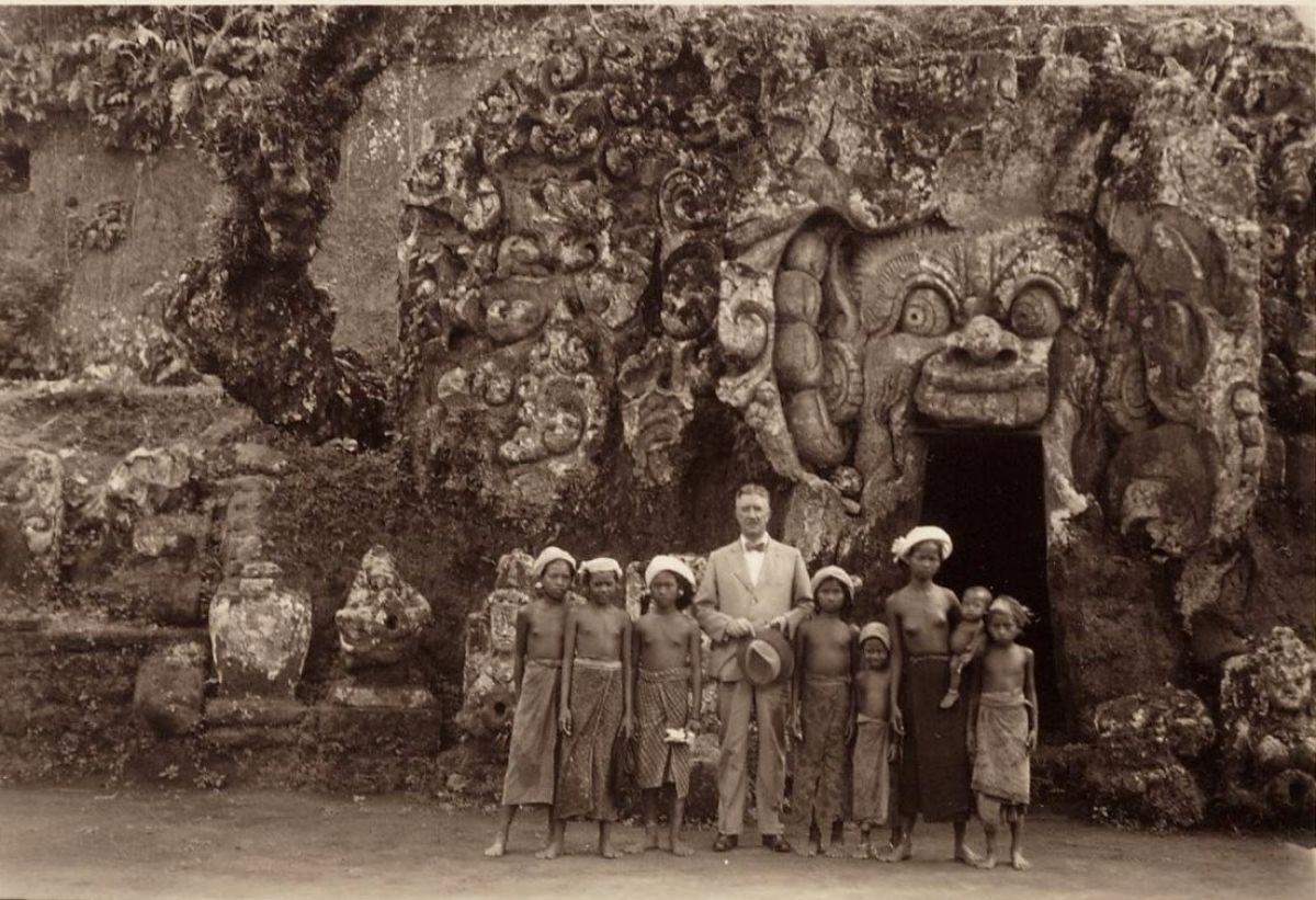 33 Incredible Old Photos Of Bali