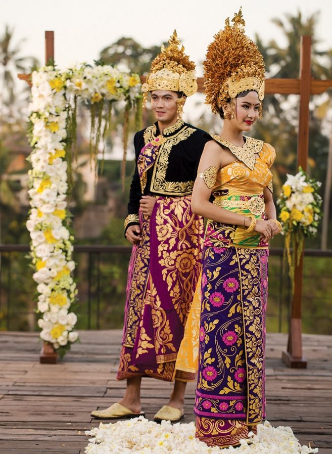 38 Awesome Indonesian Traditional Wedding Costumes