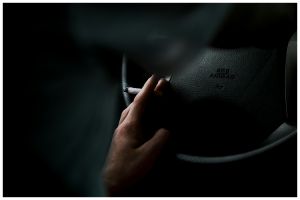 Tak perlu dicuci atau membuka jendela, ini trik hilangkan bau rokok di mobil cuma modal 1 bahan dapur