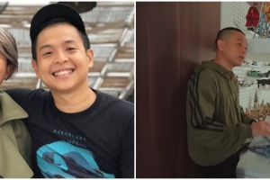 Buka pintu pakai sidik jari, 11 potret ruang tamu Ernest Prakasa ini interiornya bak museum mainan