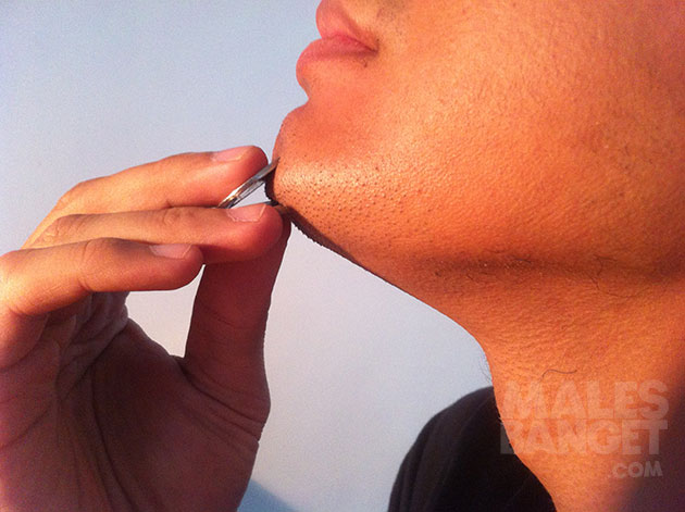 6 Kelakuan orang selfie di lokasi bencana, bikin ngelus dada