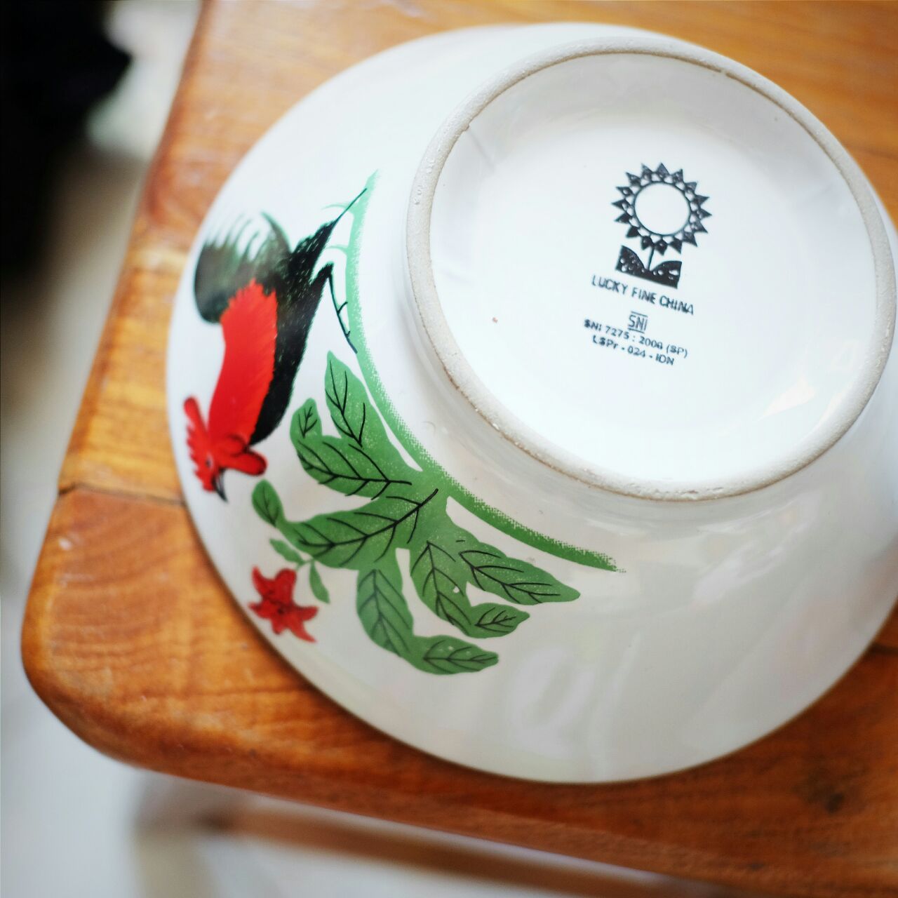 8 Meme lucu debat capres ini bikin heran, contekan hingga joget