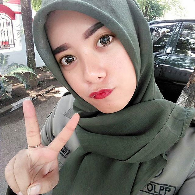 10 Musisi ini dilarang di suatu negara, ada alasan yang tak masuk akal