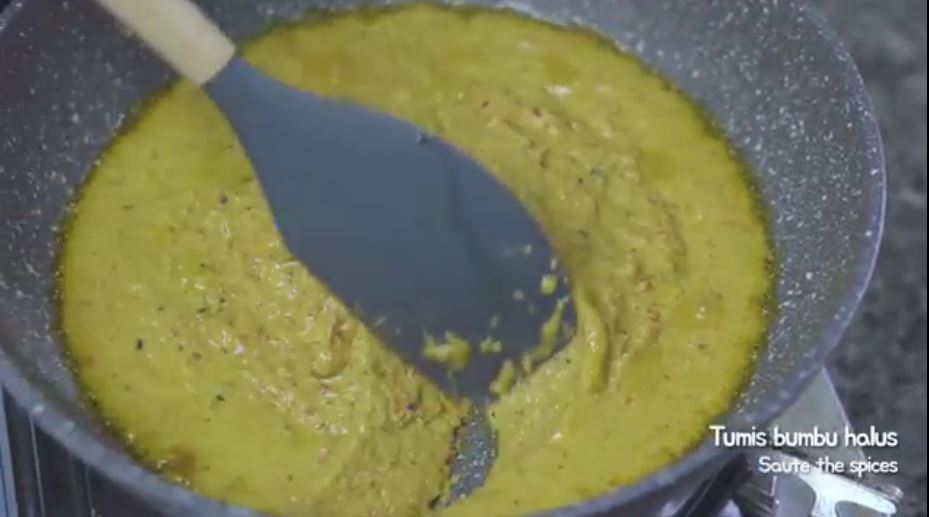 Sate Lilit Ikan Tuna