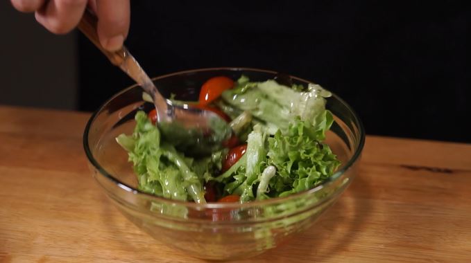Chicken Salad With Avocado Sauce (Guacamole)