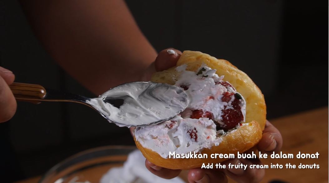 Donat Kentang Cream Buah