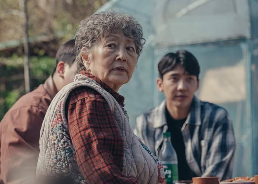 11 Drama Korea yang diperankan Kim Young-ok, penuh cerita haru