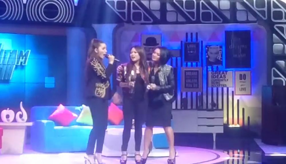 potret aksi panggung krisdayanti dan aurel dari kecil © berbagai sumber