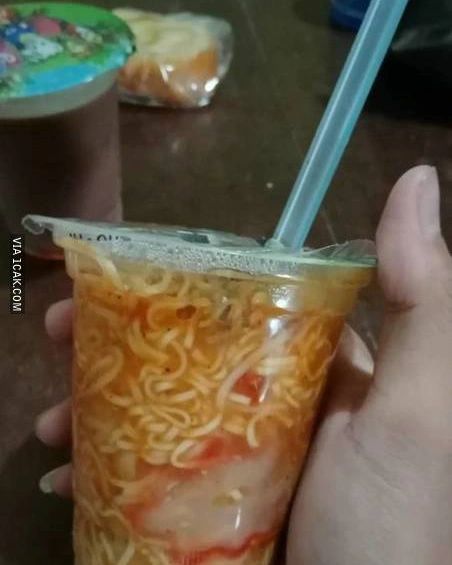 makanan di dalam gelas © berbagai sumber