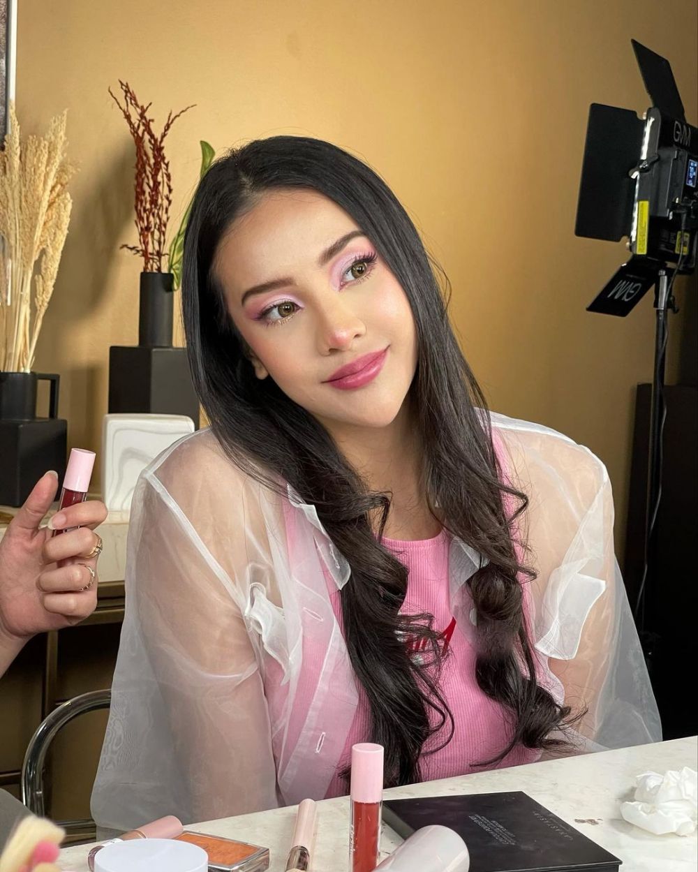 potret Anya Geraldine disebut mirip Tangmo Nida Instagram