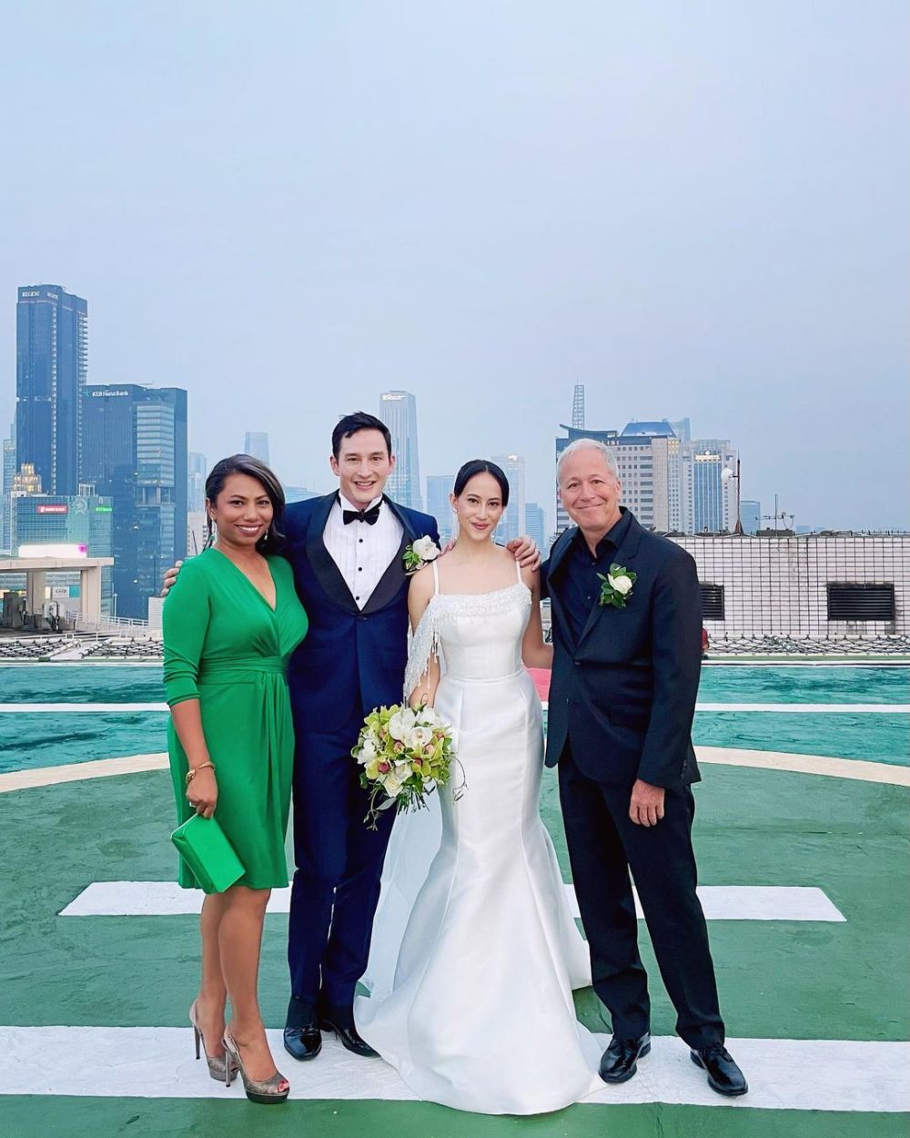 Mike Lewis dan Janisaa Pradja resmi menikah © Instagram