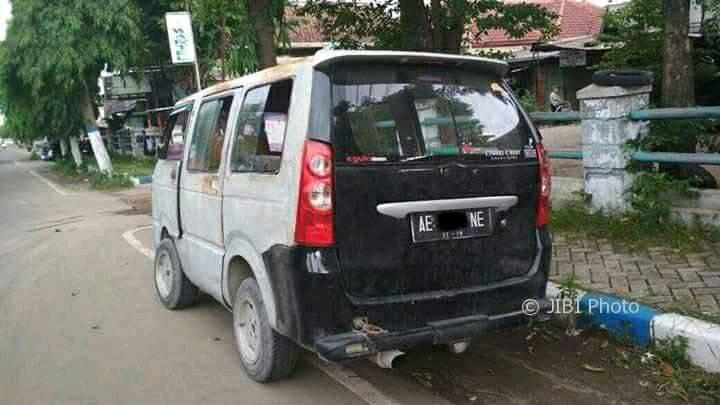 desain dua mobil jadi satu © Facebook