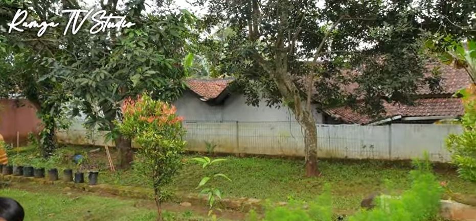 rumah Deddy Dores © YouTube