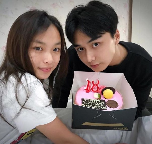 Potret kompak Leon Dozan dan Nabilah Rahman © Instagram