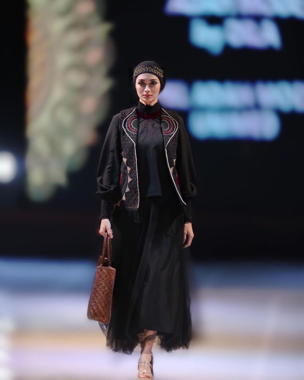 transformasi Danisa Khairiyah eks istri Tengku Tezi © berbagai sumber transformasi Danisa Khairiyah eks istri Tengku Tezi © berbagai sumber