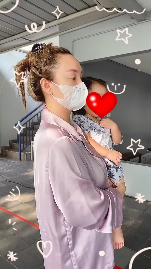 baby bump Zaskia Gotik hamil kedua berbagai sumber baby bump Zaskia Gotik hamil kedua berbagai sumber