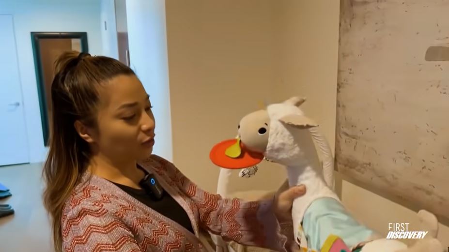 kamar bayi Nikita Willy di AS YouTube