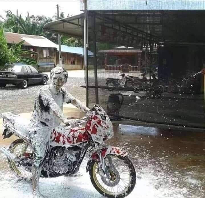 nggak sadar lagi dikerjain © berbagai sumber