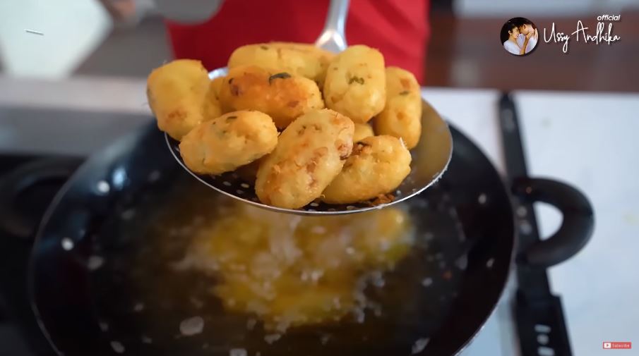 11 Kreasi gorengan ala Ussy Sulistiawaty, praktis & cocok jadi takjil