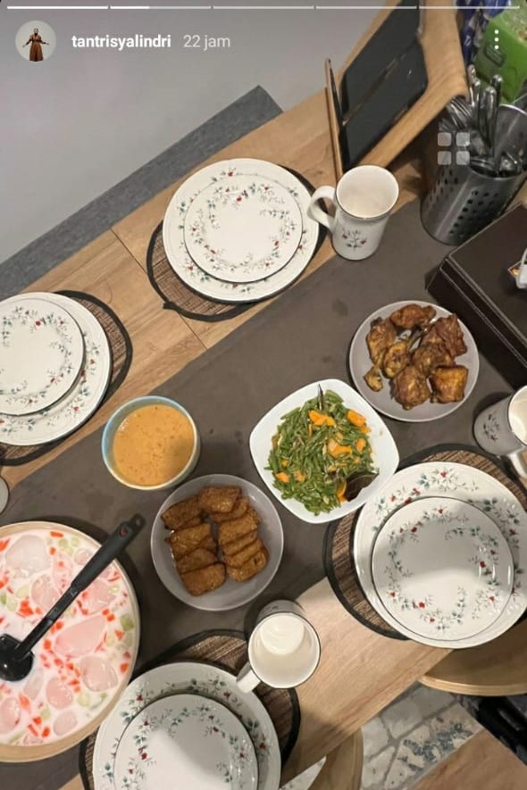 Menu buka puasa serba tumisan ala 9 seleb, sederhana dan praktis