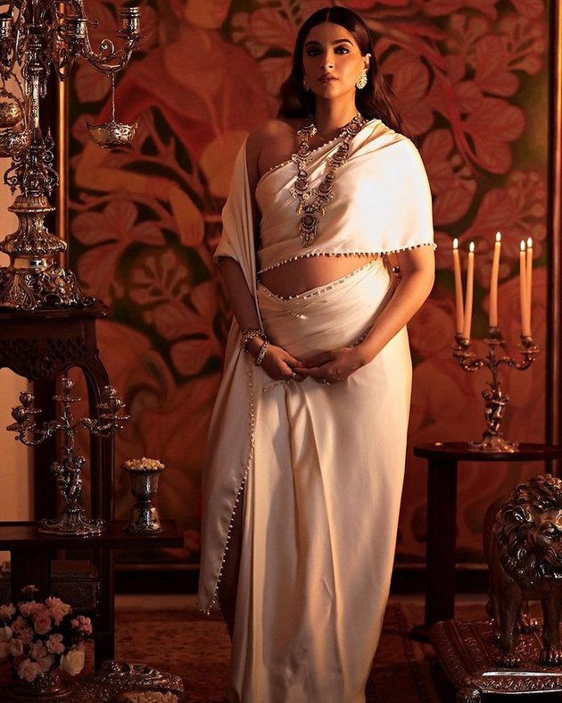 maternity shoot sonam kapoor © instagram maternity shoot sonam kapoor © instagram