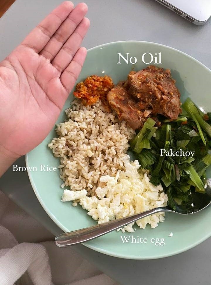 8 Pola makan Yura Yunita saat diet, basmi lemak perut dalam 2 bulan