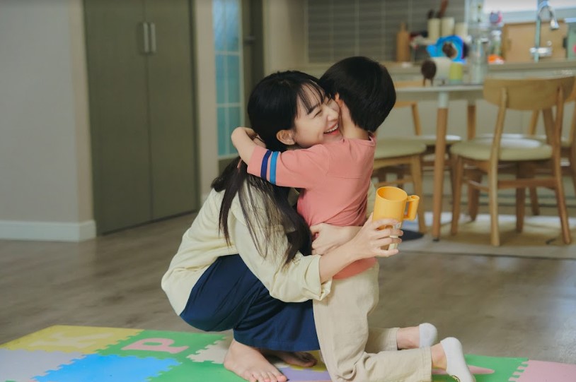 Alasan wajib nonton drama Our Blues © Netflix