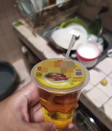 minuman nyeleneh kelihatannya segar © berbagai sumber