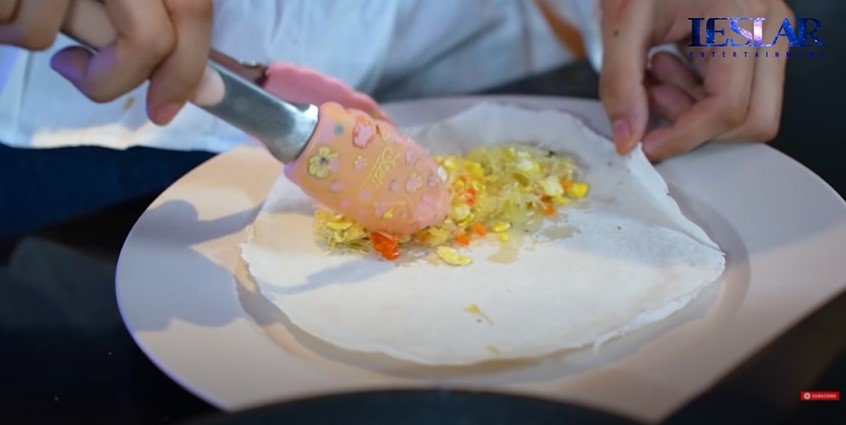 10 Langkah Lesty Kejora bikin lumpia isi, mudah dan bisa jadi stok