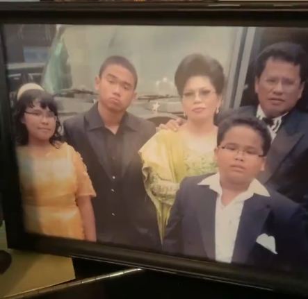 potret Hotman Paris bersama istri © Instagram/@hotmanparisofficial