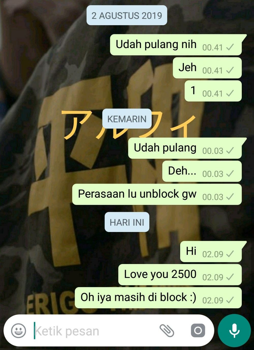 chat lucu pacar bilang i love you © berbagai sumber