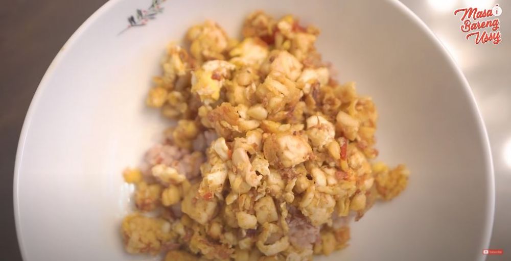 Inspirasi menu sahur 13 seleb untuk suami, simpel dan menggugah selera