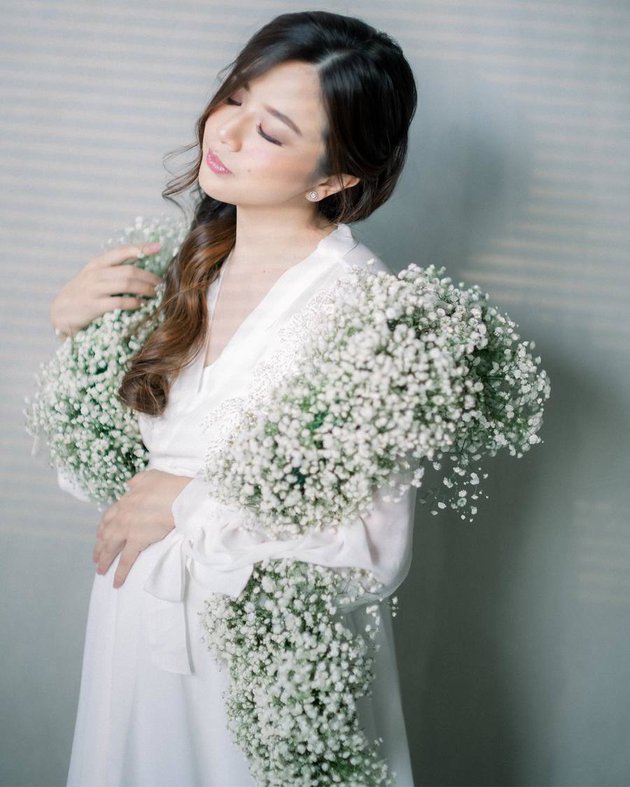 Gaya maternity shoot kehamilan anak kedua Franda © Instagram