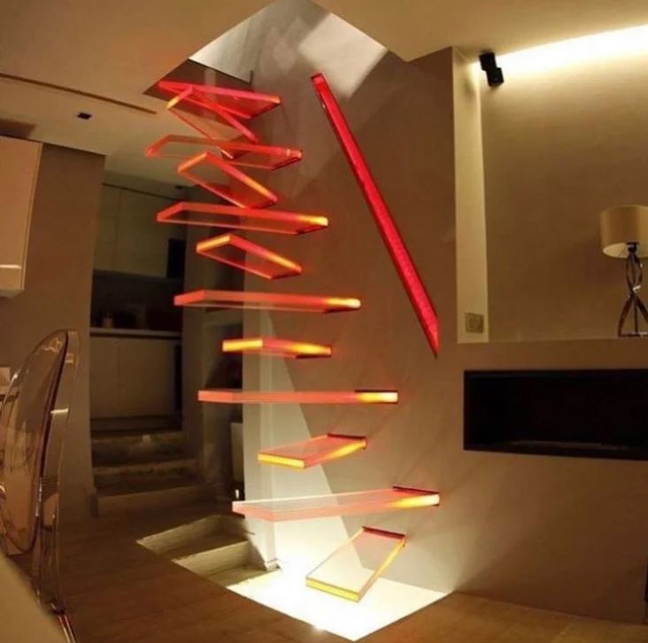13 Desain tangga gagal estetik ini bentuknya absurd abis