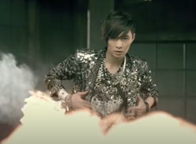 Potret Lay EXO di awal karier © berbagai sumber Potret Lay EXO di awal karier © berbagai sumber