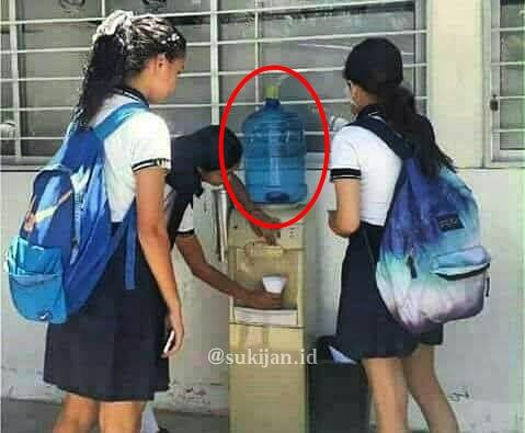 gara-gara lupa jadi nyesek deh © berbagai sumber