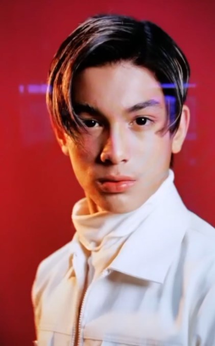 Momen pemotretan Eddy Meijer jadi model © Instagram Momen pemotretan Eddy Meijer jadi model © Instagram