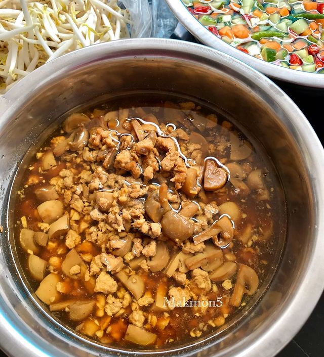 20 Resep menu sahur berbahan ayam aneka bumbu, empuk dan bikin nagih