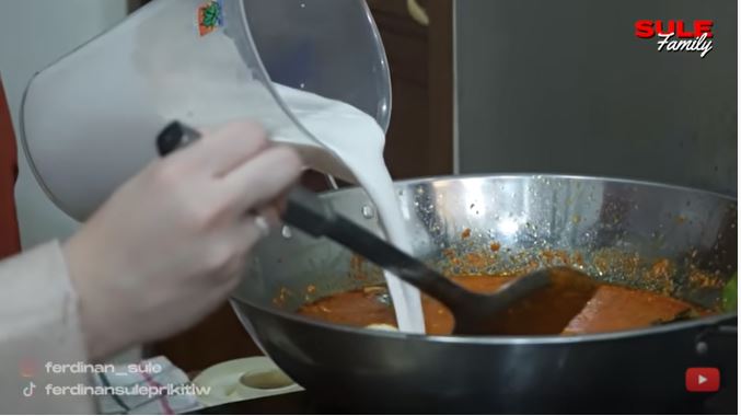 9 Trik Nathalie Holscher bikin rendang, empuk dan tidak mudah hancur