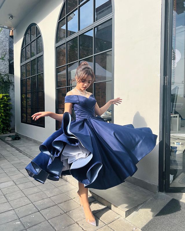 Gaya Fuji pakai gaun © Instagram/@fuji_an