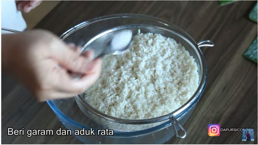 7 Trik membuat lupis empuk, kenyal, dan anti gagal