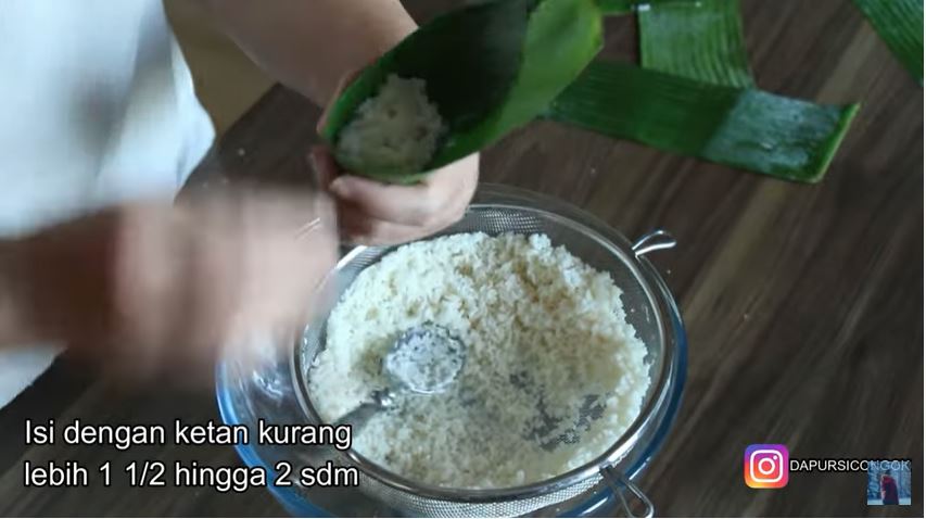 7 Trik membuat lupis empuk, kenyal, dan anti gagal