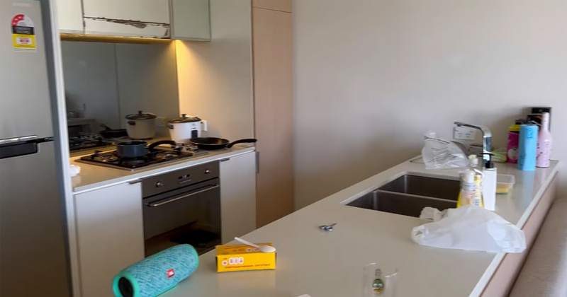 apartemen Livy Renata di Australia  Berbagai sumber