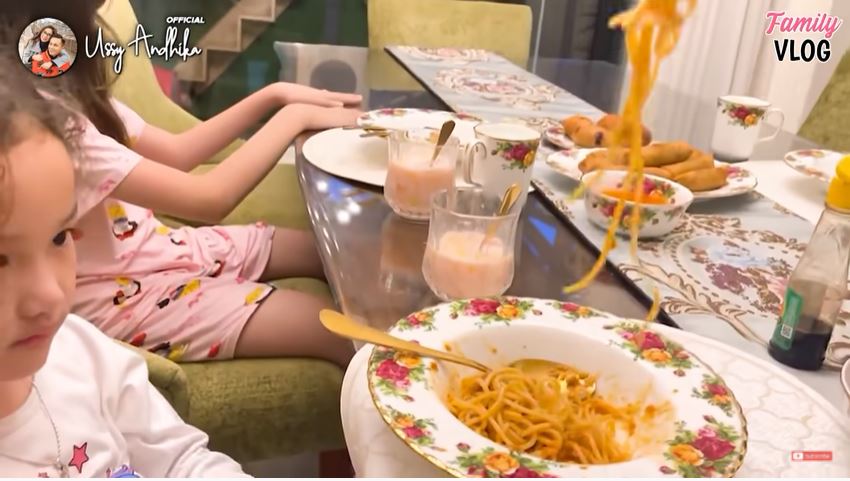 10 Inspirasi menu buka puasa ala Ussy Sulistiawaty ini bikin ngiler