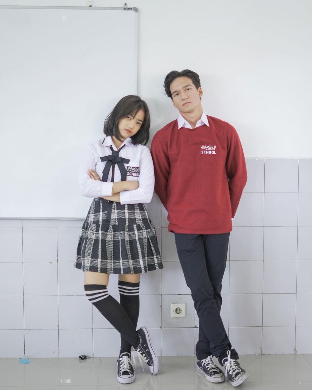 Fuji dan Rafael Adwel Berbagai sumber